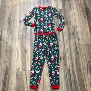 Festive Kids Pajamas - Green and Red